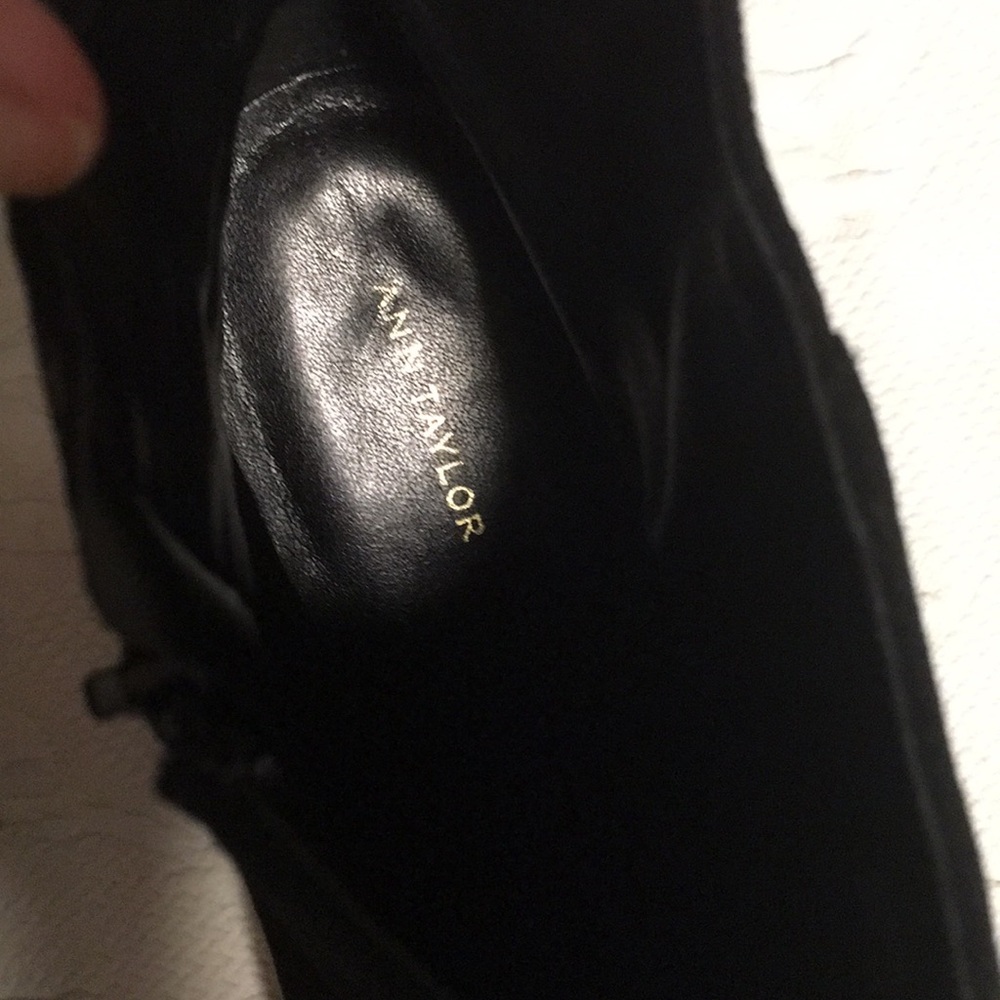 Shoes - Picture 3 of 6